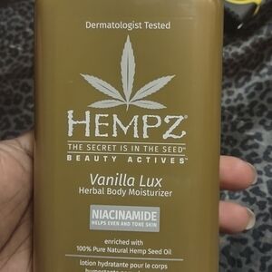 Hempz Vanilla Lux Herbal with Niacinamide